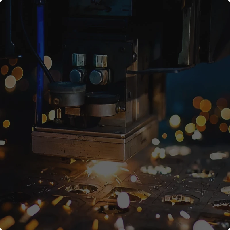 Laser cutting machine with sparks